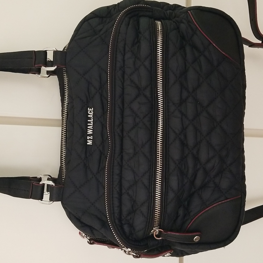 NZ Wallace Black Medium Crosby Shoulder/Crossbody Bag